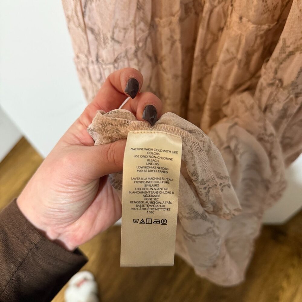 🌸 Anthropologie V-Neck Flutter-Sleeve Tiered Midi Dress – Pink Snakeskin Print - Picture 15 of 15